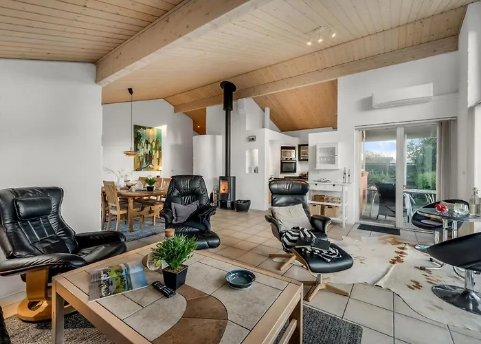 Takenya - 350m To The Fjord By Interhome Esbjerg